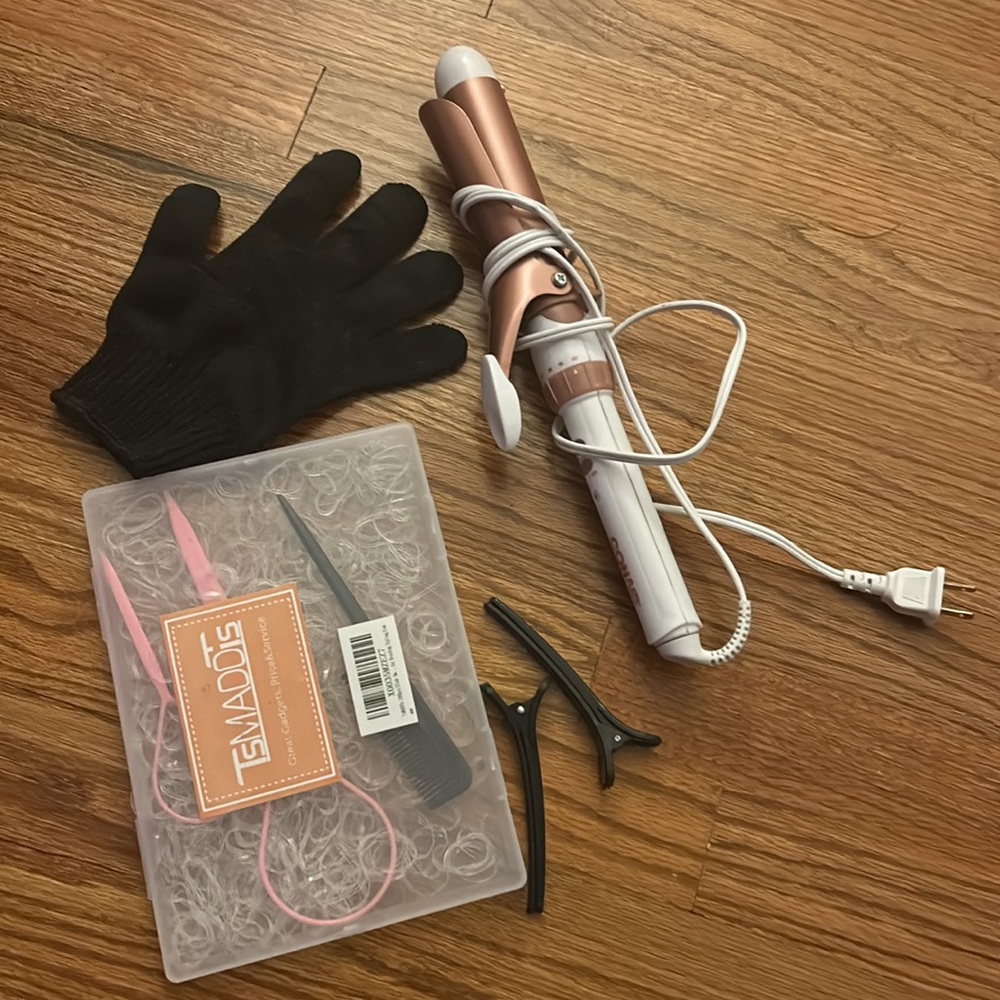 Curling iron with glove, clips, and braiding hair set